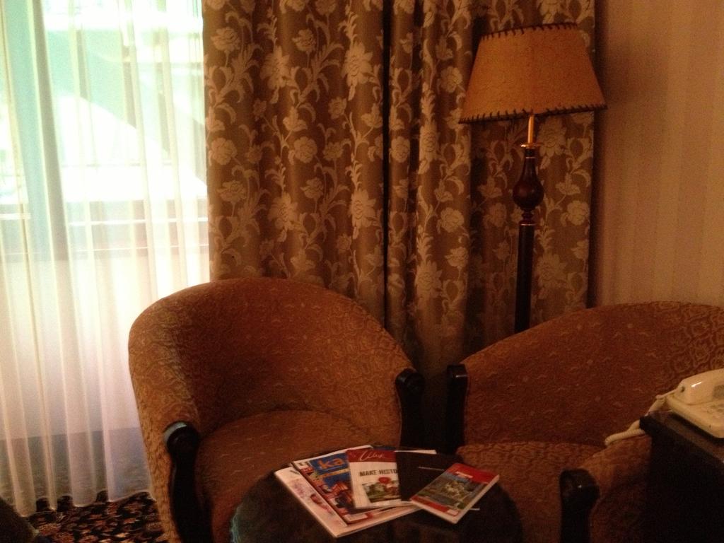 London Hotel Οδησσός Εξωτερικό φωτογραφία