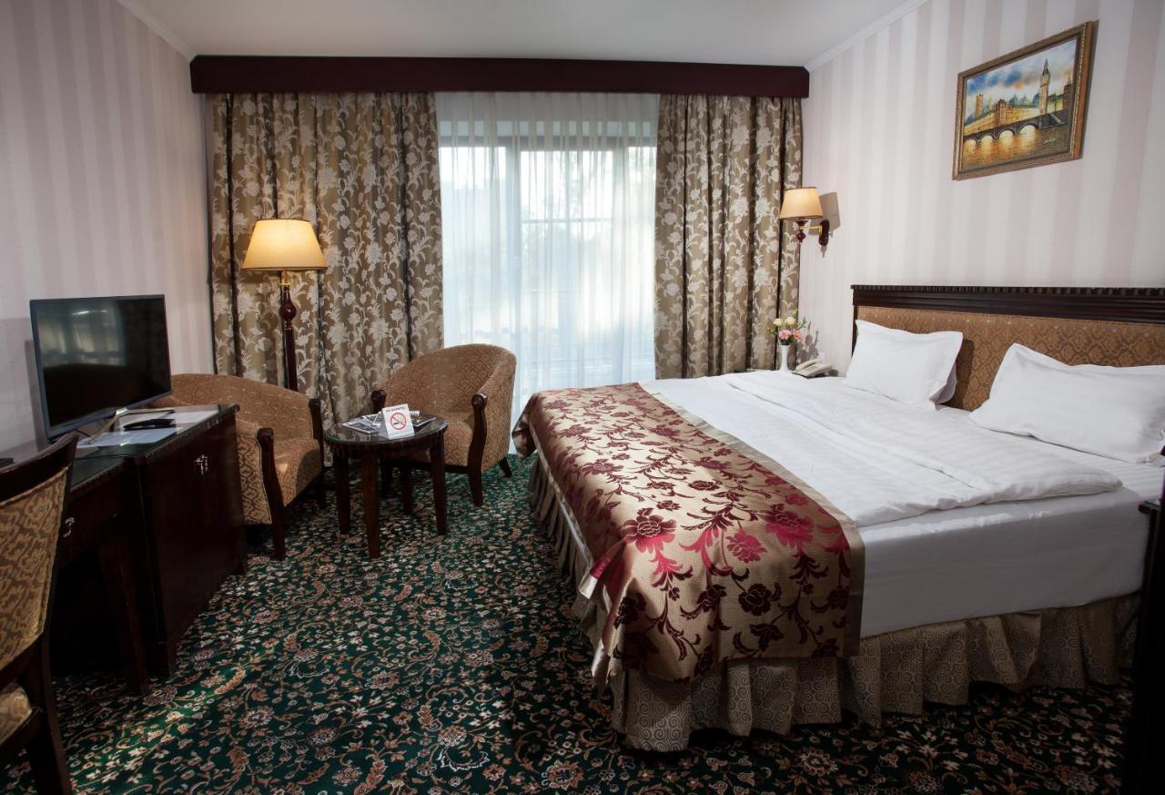 London Hotel Οδησσός Εξωτερικό φωτογραφία