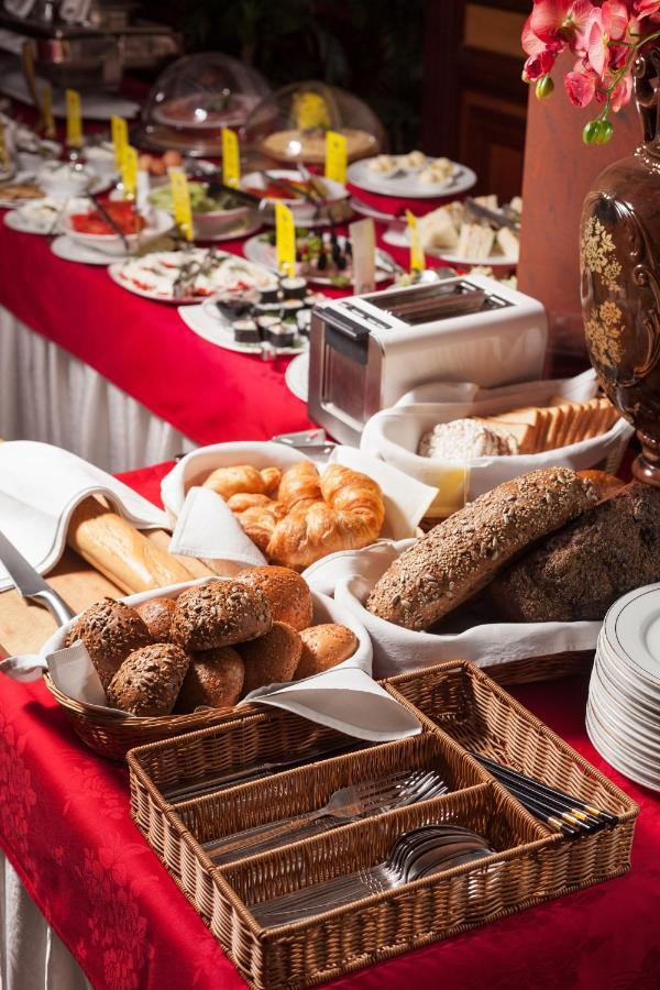 London Hotel Οδησσός Εξωτερικό φωτογραφία