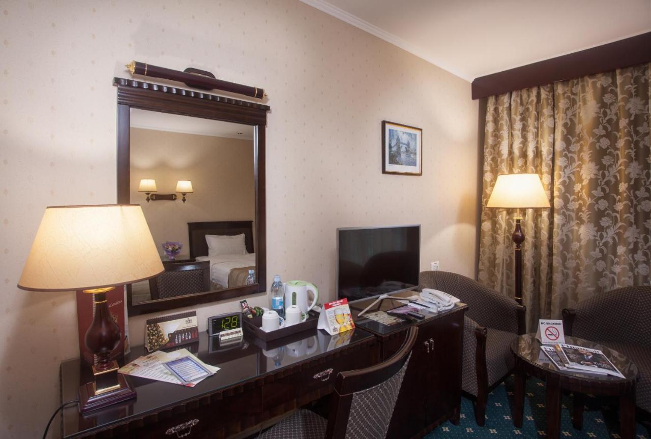 London Hotel Οδησσός Εξωτερικό φωτογραφία