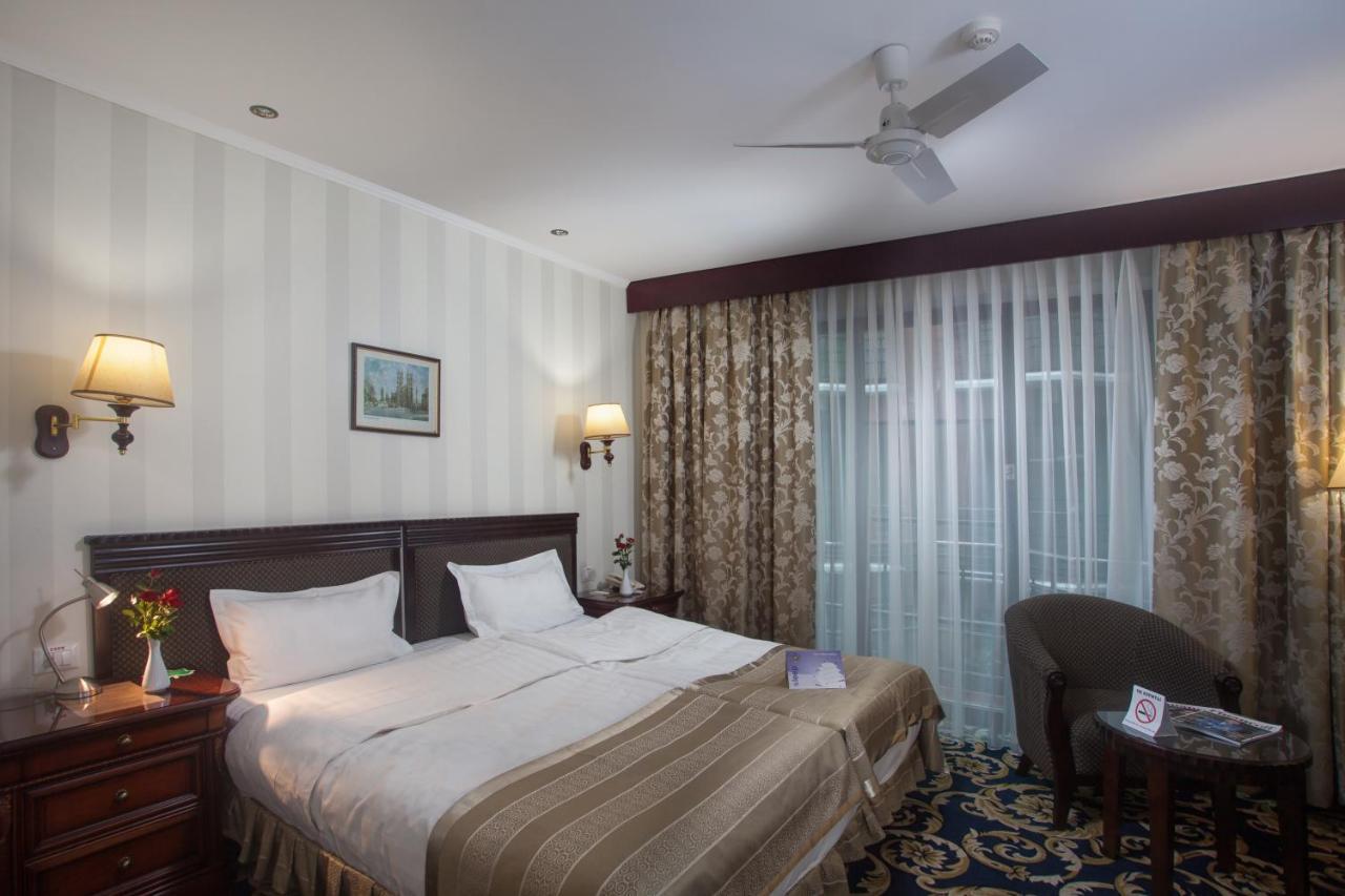 London Hotel Οδησσός Εξωτερικό φωτογραφία