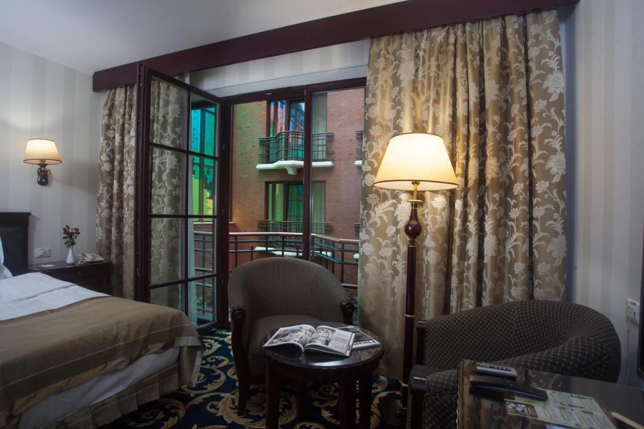 London Hotel Οδησσός Εξωτερικό φωτογραφία